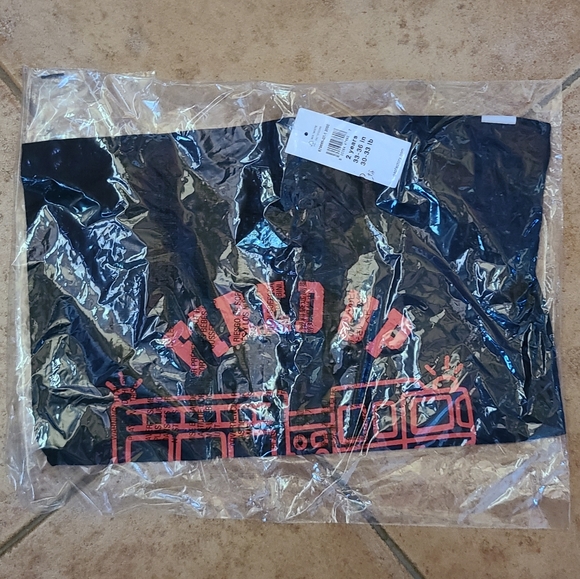 ๐50% OFF๐ NWTโผ๏ธ GAP Kids Boys "Fired up ๐ Let's Roll" Graphic Tee - Picture 6 of 8